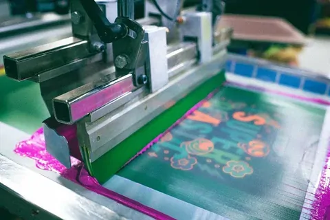 Understanding Screen Printing and Embroidery