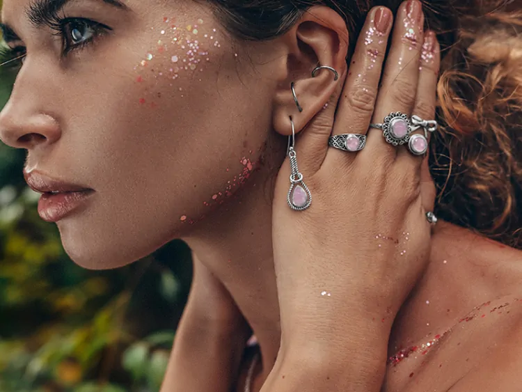 The 8 Best Ways to Style Pink Sapphire Jewelry