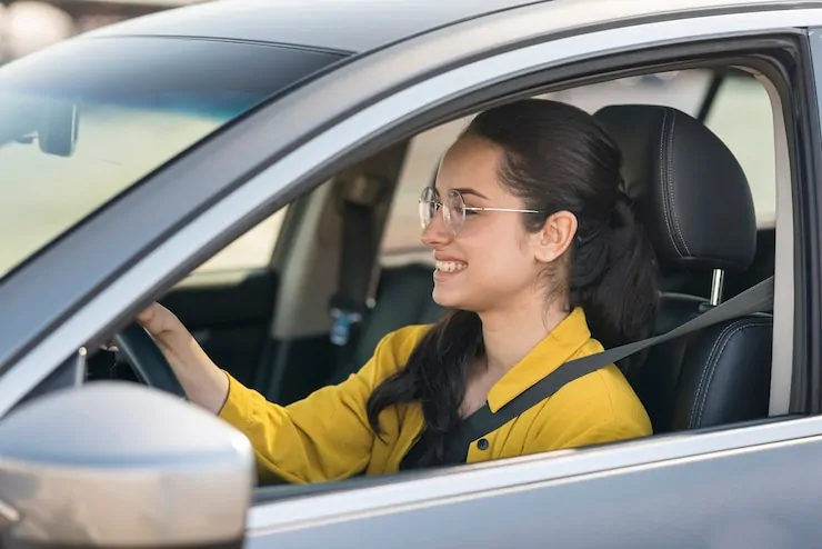 A Guide to Choosing the Best Driving School in Etobicoke