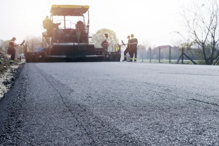 A Step-by-Step Guide to the Asphalt Paving Process