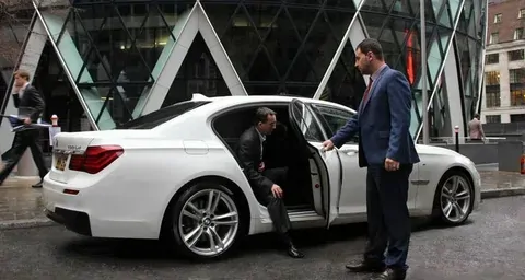 Luxury on Wheels: The Benefits of Melbourne Chauffeurs